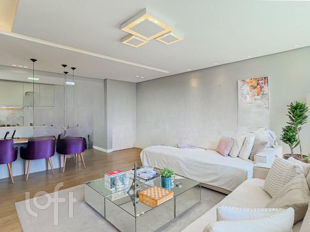 Apartamento com 68m², 2 dormitórios, 1 suíte, 1 vaga, Vila Ipiranga em Porto Alegre