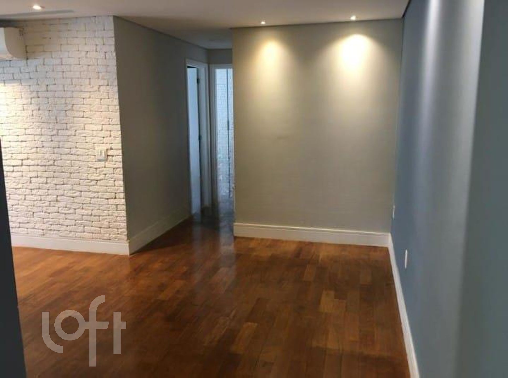 Apartamento à venda com 2 quartos, 80m² - Foto 4