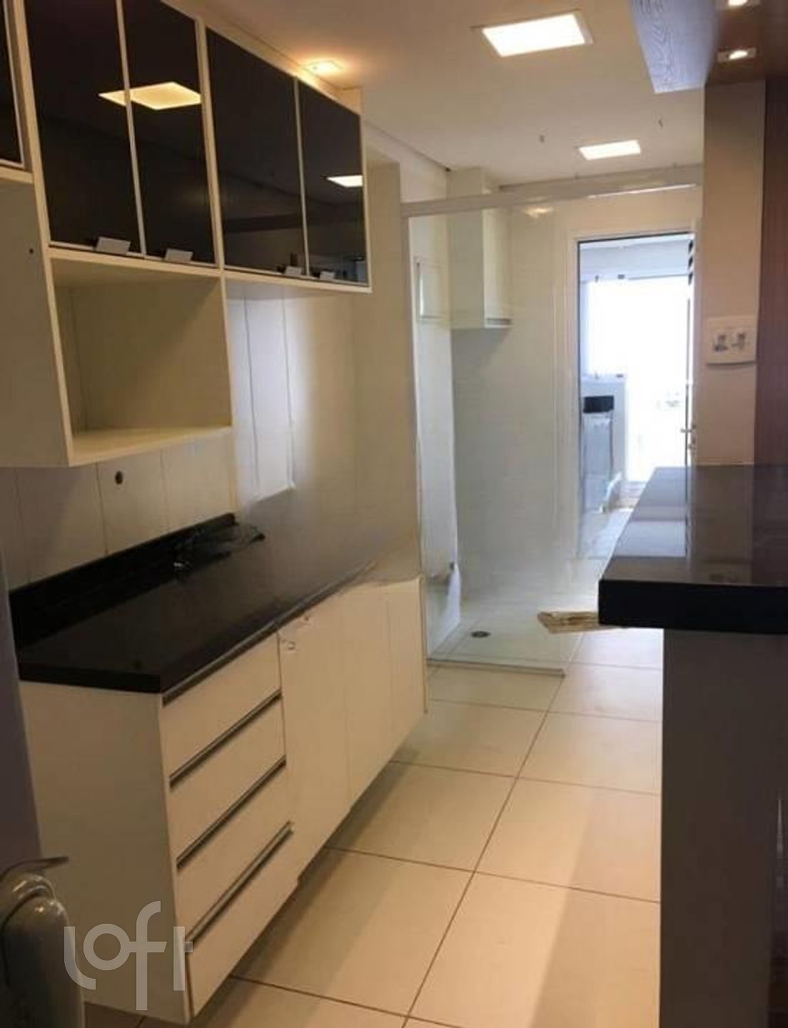 Apartamento à venda com 2 quartos, 80m² - Foto 11