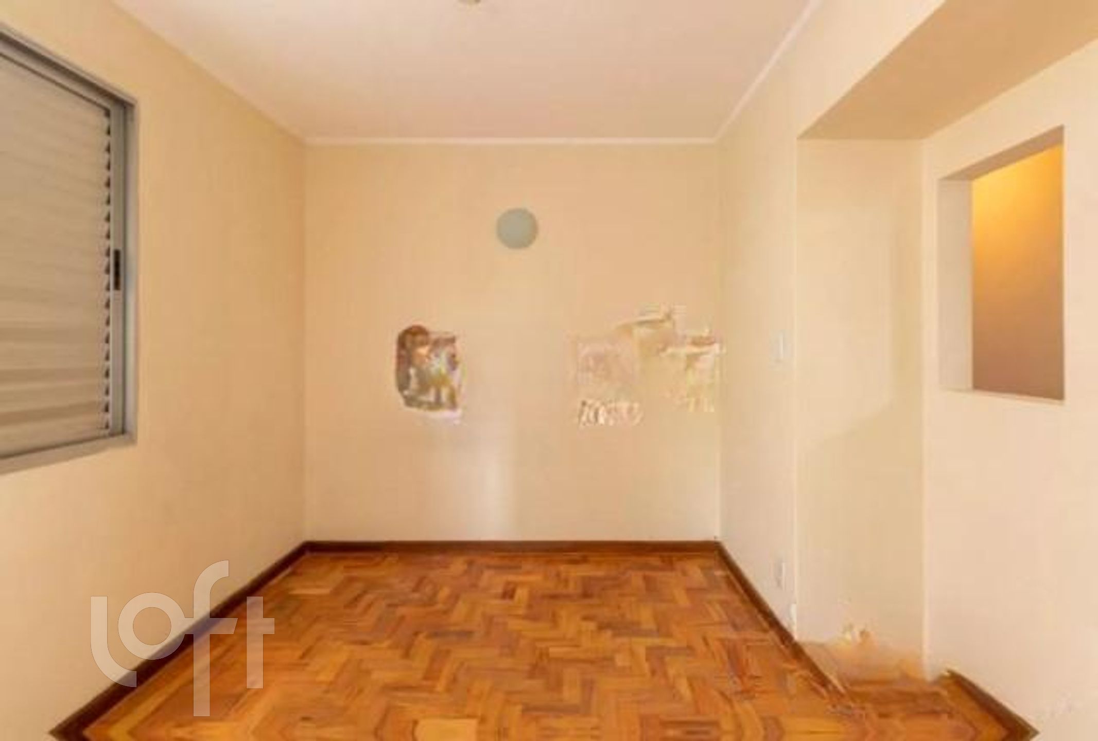 Apartamento à venda com 2 quartos, 70m² - Foto 2