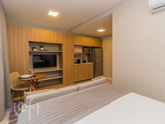 Apartamento com 27m², 1 dormitório, 1 vaga, Cidade Baixa em Porto Alegre