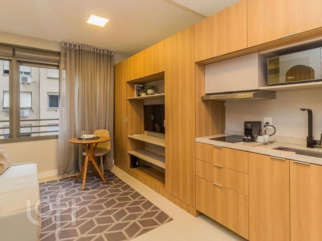 Apartamento com 27m², 1 dormitório, 1 vaga, Cidade Baixa em Porto Alegre
