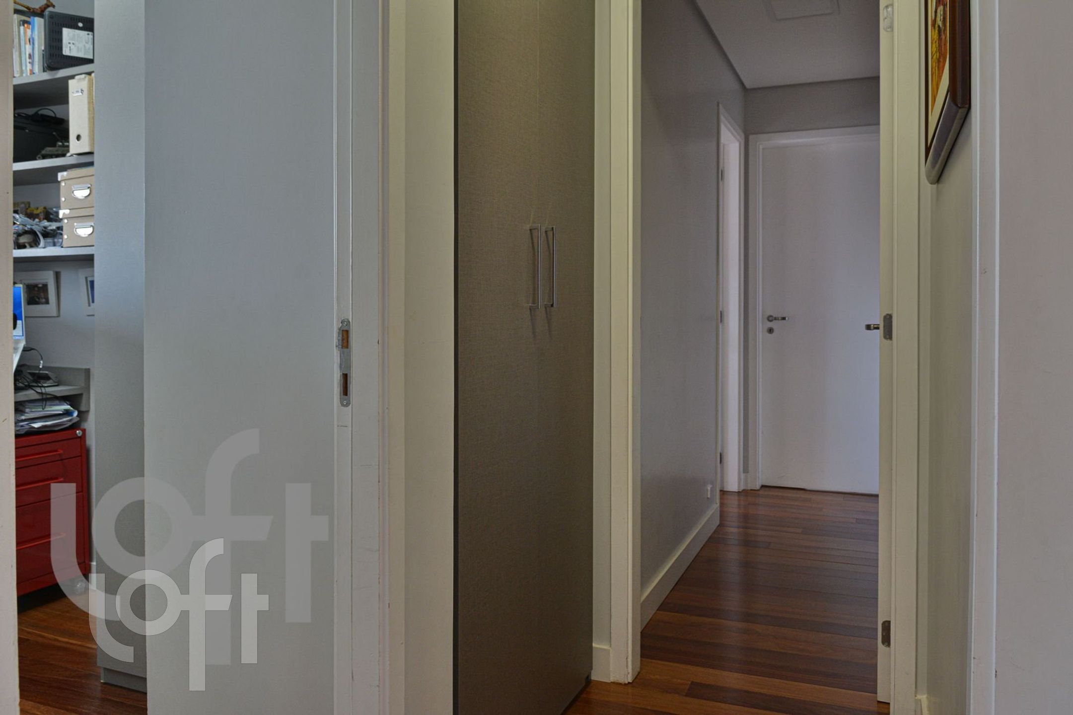 Apartamento à venda com 4 quartos, 141m² - Foto 4