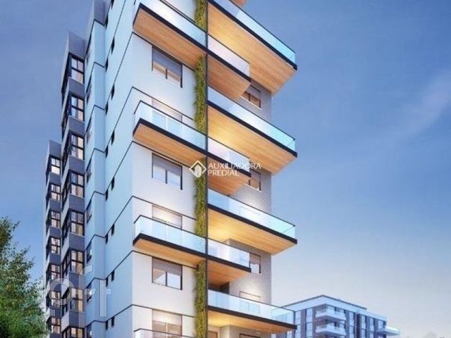 Apartamento com 88m², 3 dormitórios, 1 suíte, 2 vagas, Petrópolis em Porto Alegre