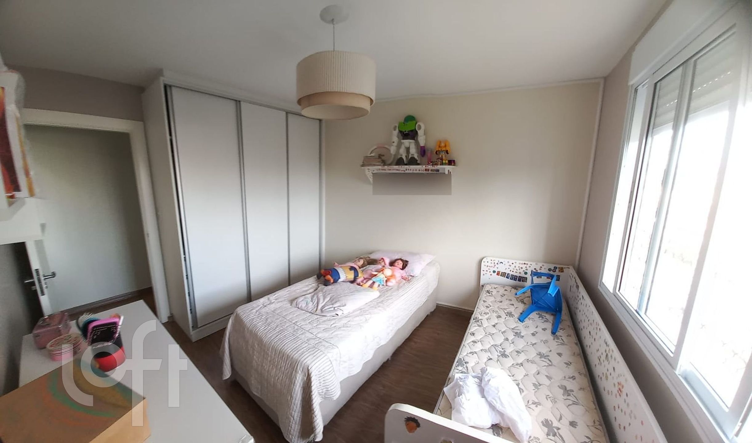 Apartamento à venda com 2 quartos, 72m² - Foto 4