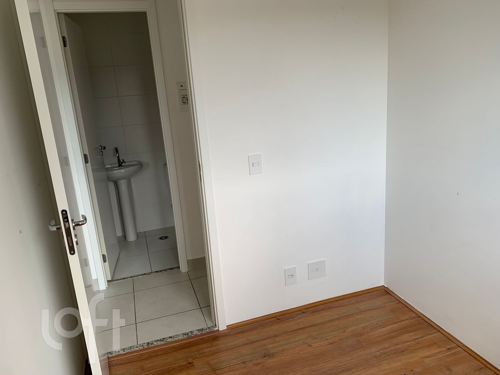 Apartamento à venda com 2 quartos, 32m² - Foto 8