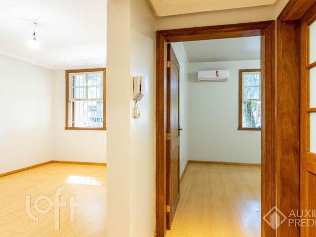 Apartamento com 70m², 2 dormitórios, Petrópolis em Porto Alegre