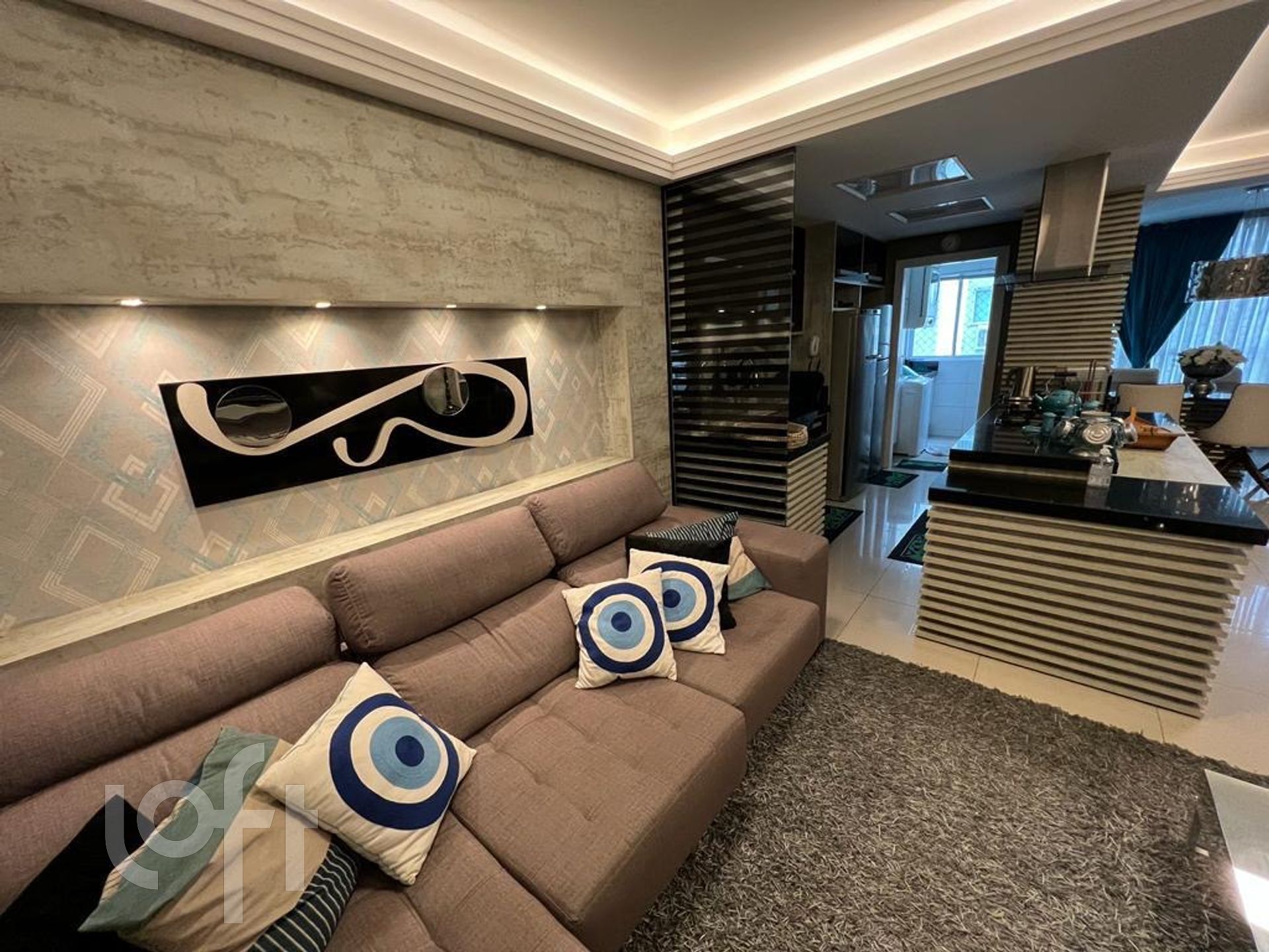 Apartamentos com 160m², 3 quartos, 3 suítes, 4 garagens, no bairro Centro em Balneário Camboriú