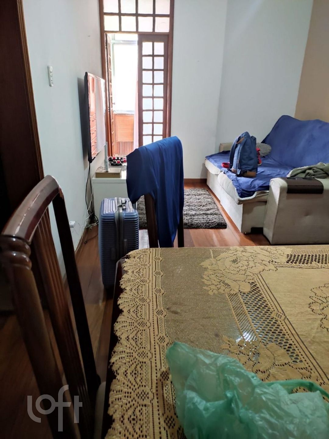 Apartamento à venda com 2 quartos, 70m² - Foto 2