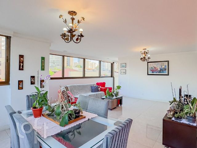 Apartamento com 143m², 3 dormitórios, 1 suíte, 2 vagas, Boa Vista em Porto Alegre