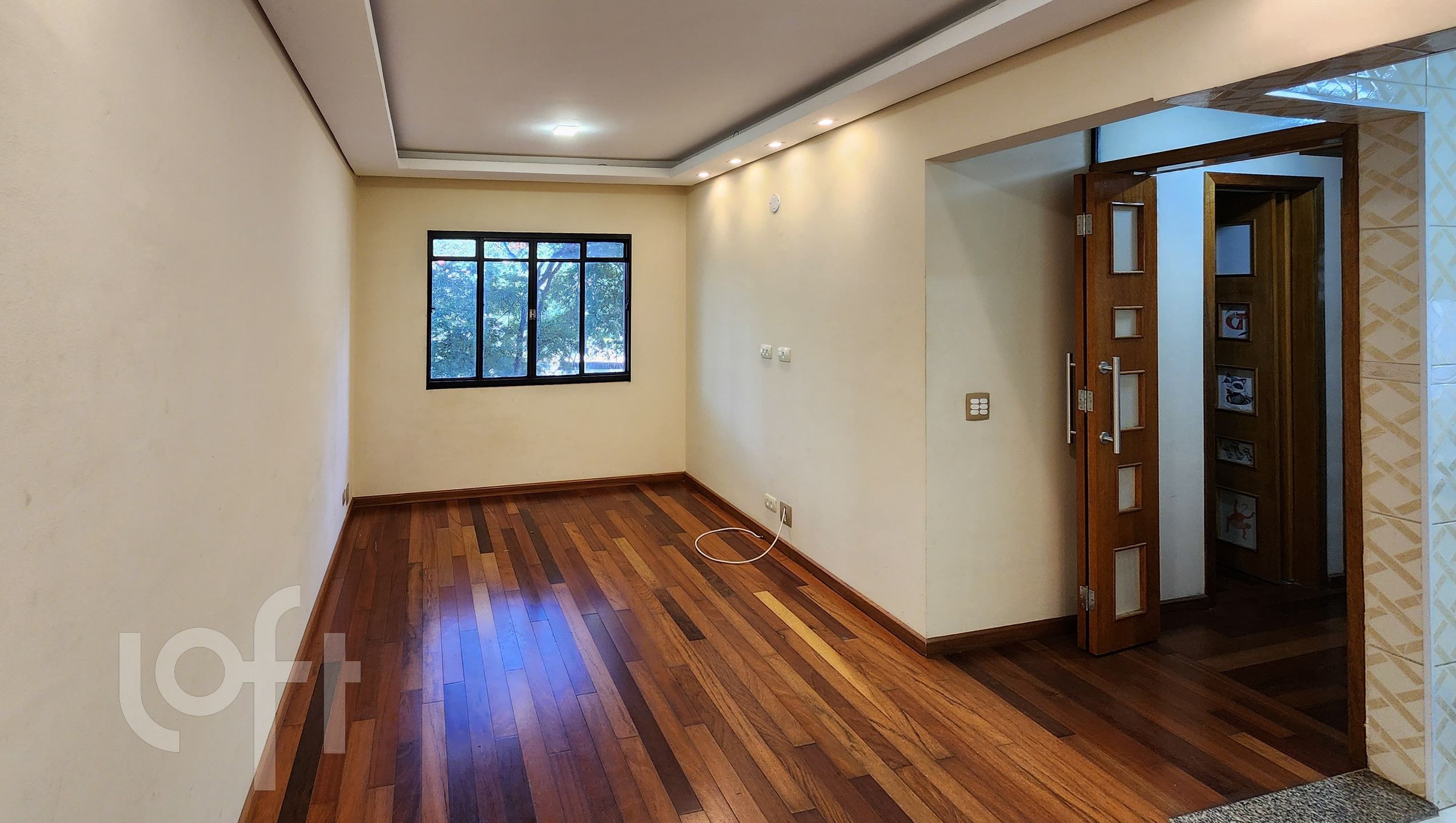 Apartamento à venda com 2 quartos, 61m² - Foto 1