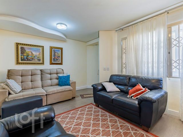 Casa em Condomínio com 177m², 3 dormitórios, 1 suíte, 2 vagas, Higienópolis em Porto Alegre