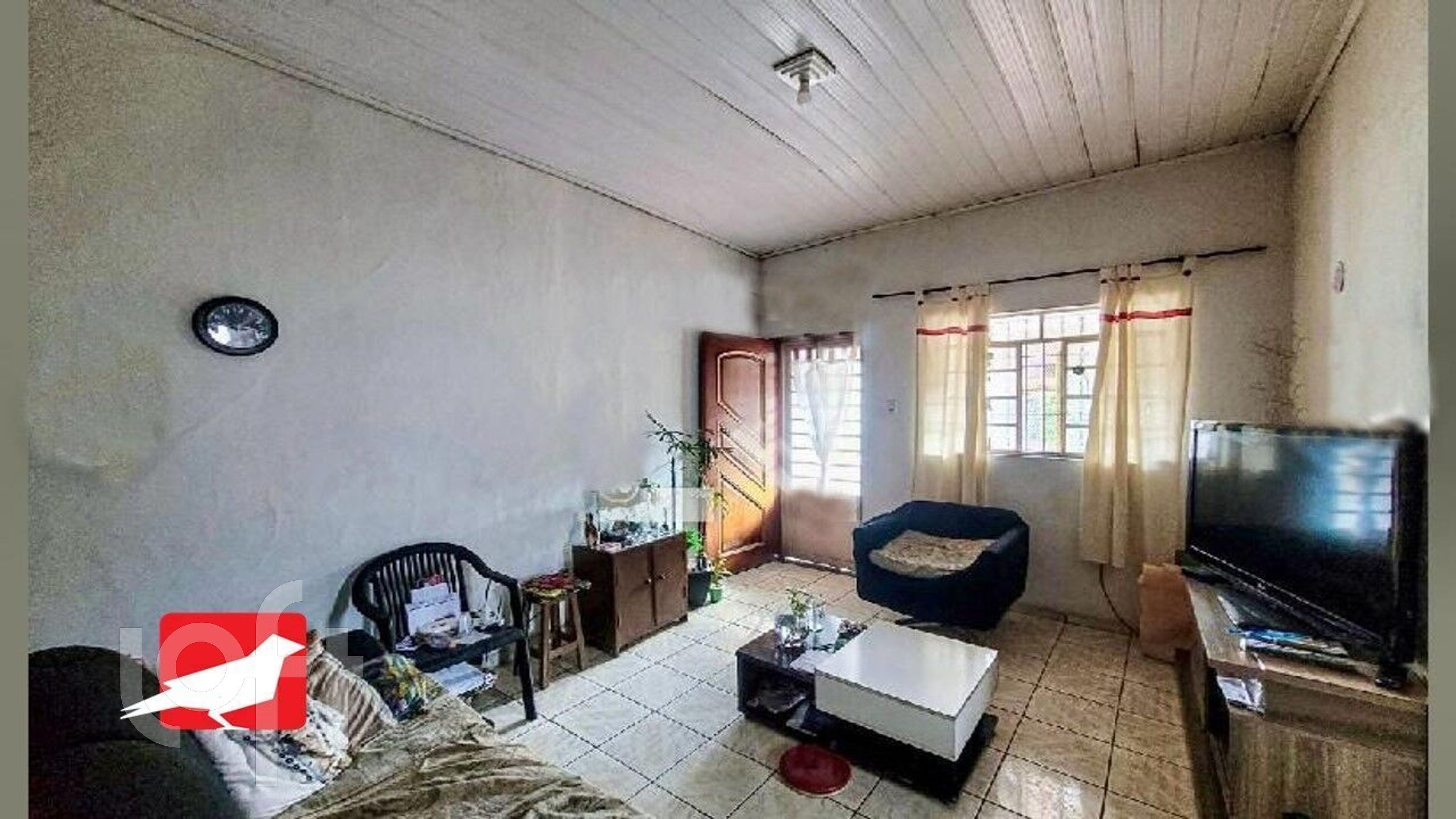 Casa à venda com 2 quartos, 140m² - Foto 1