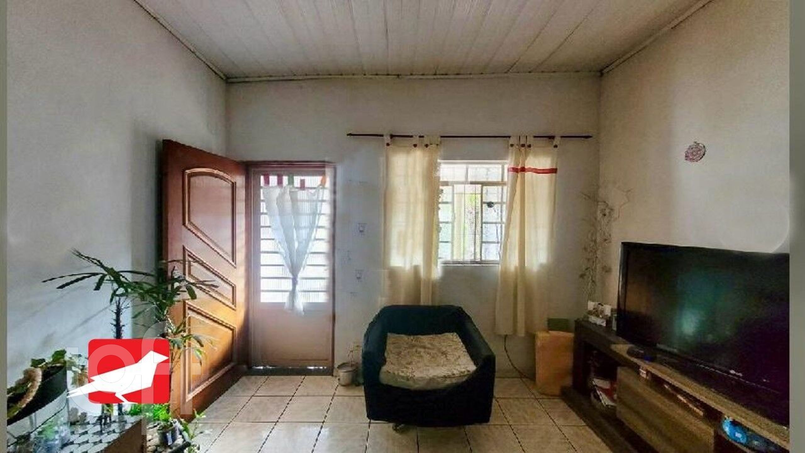 Casa à venda com 2 quartos, 140m² - Foto 3