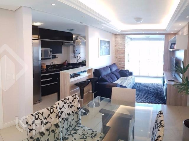 Apartamento com 75m², 3 dormitórios, 1 suíte, 2 vagas, Vila Ipiranga em Porto Alegre