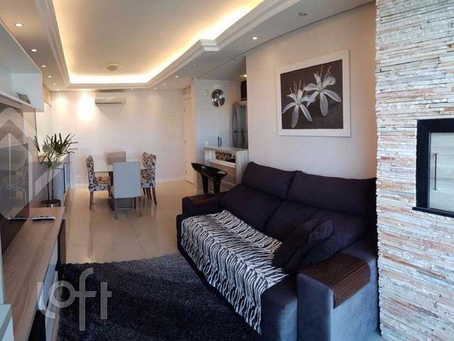 Apartamento com 75m², 3 dormitórios, 1 suíte, 2 vagas, Vila Ipiranga em Porto Alegre