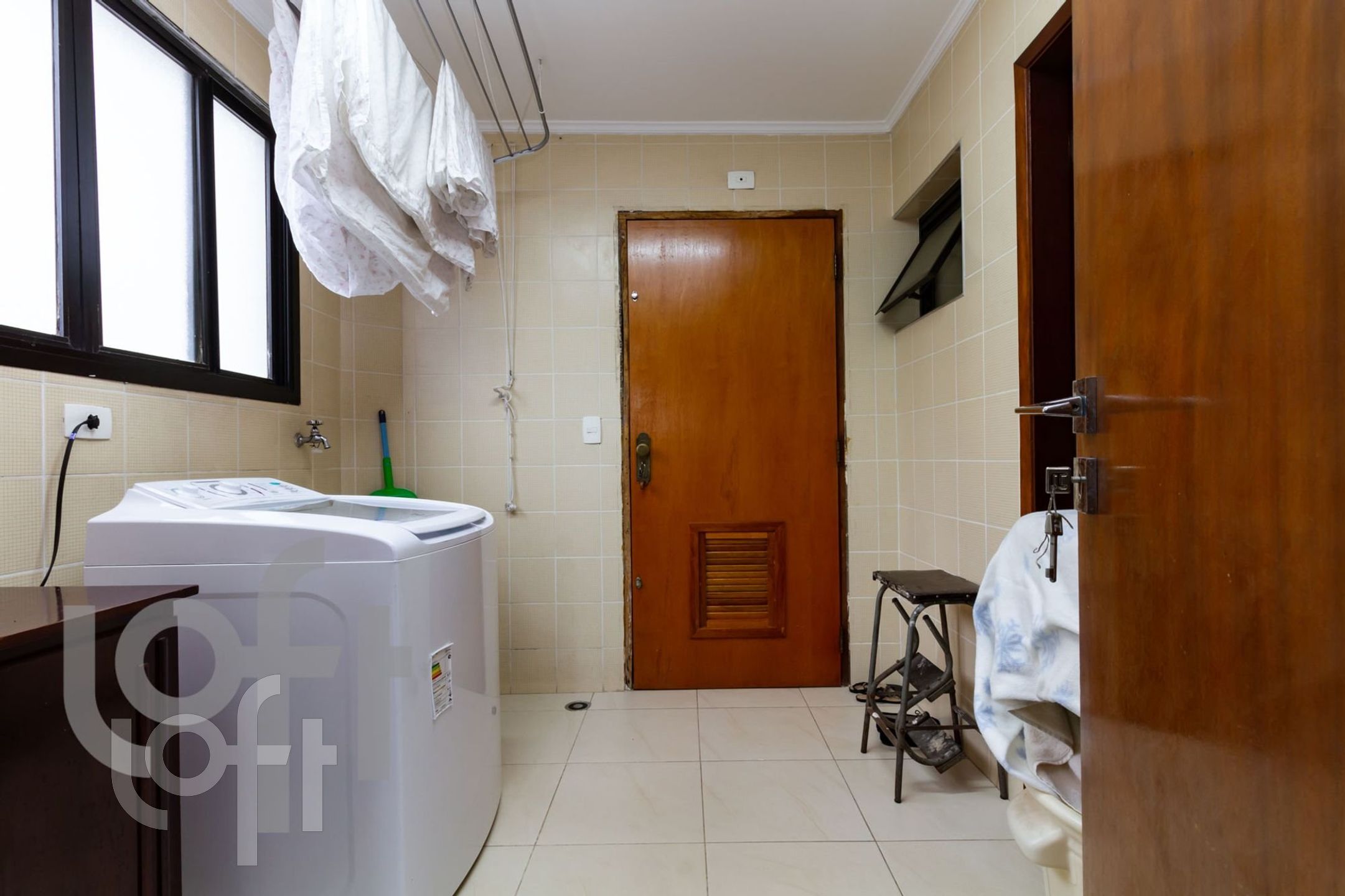 Apartamento à venda com 3 quartos, 184m² - Foto 12