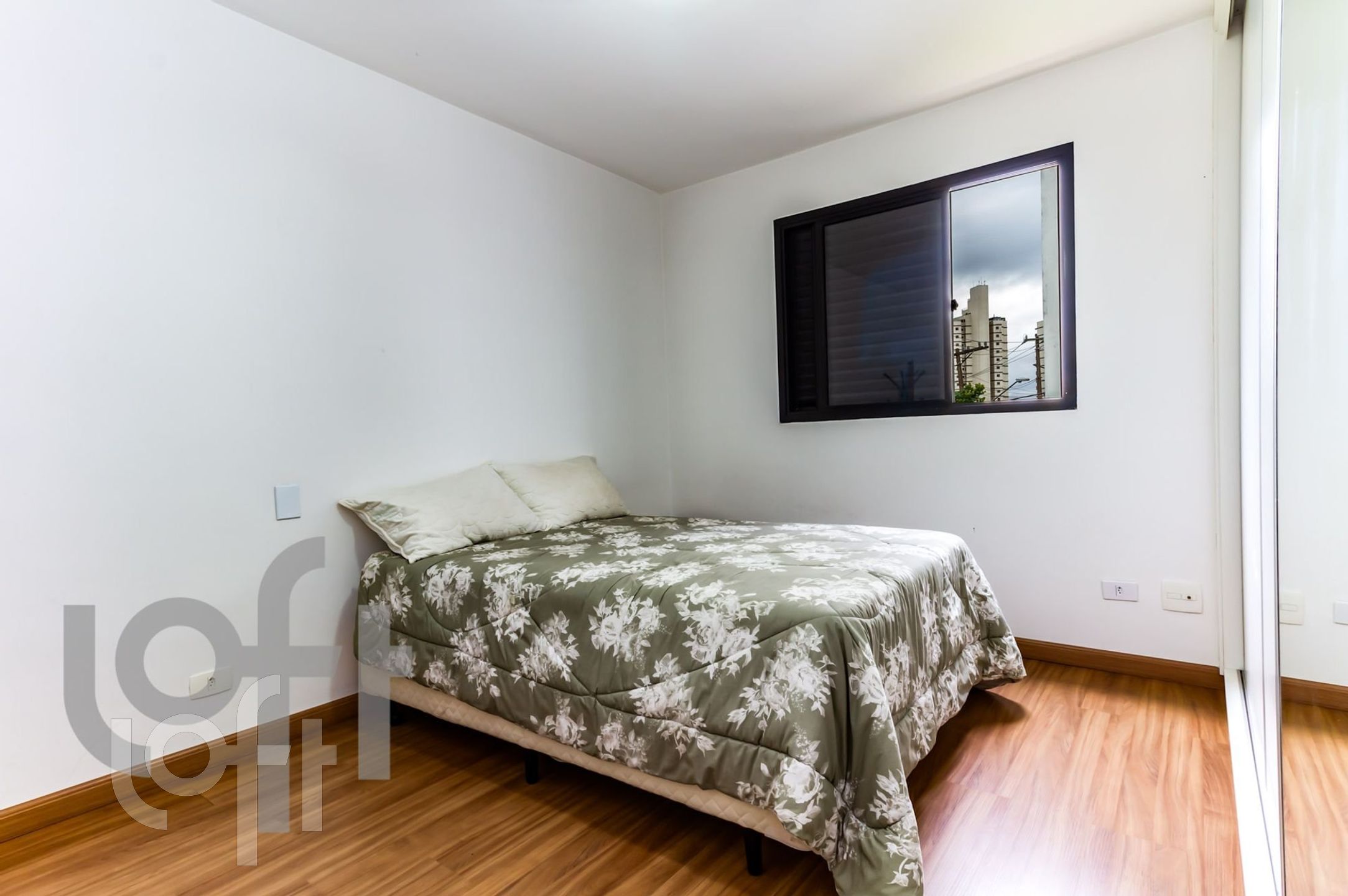 Apartamento à venda com 3 quartos, 184m² - Foto 29