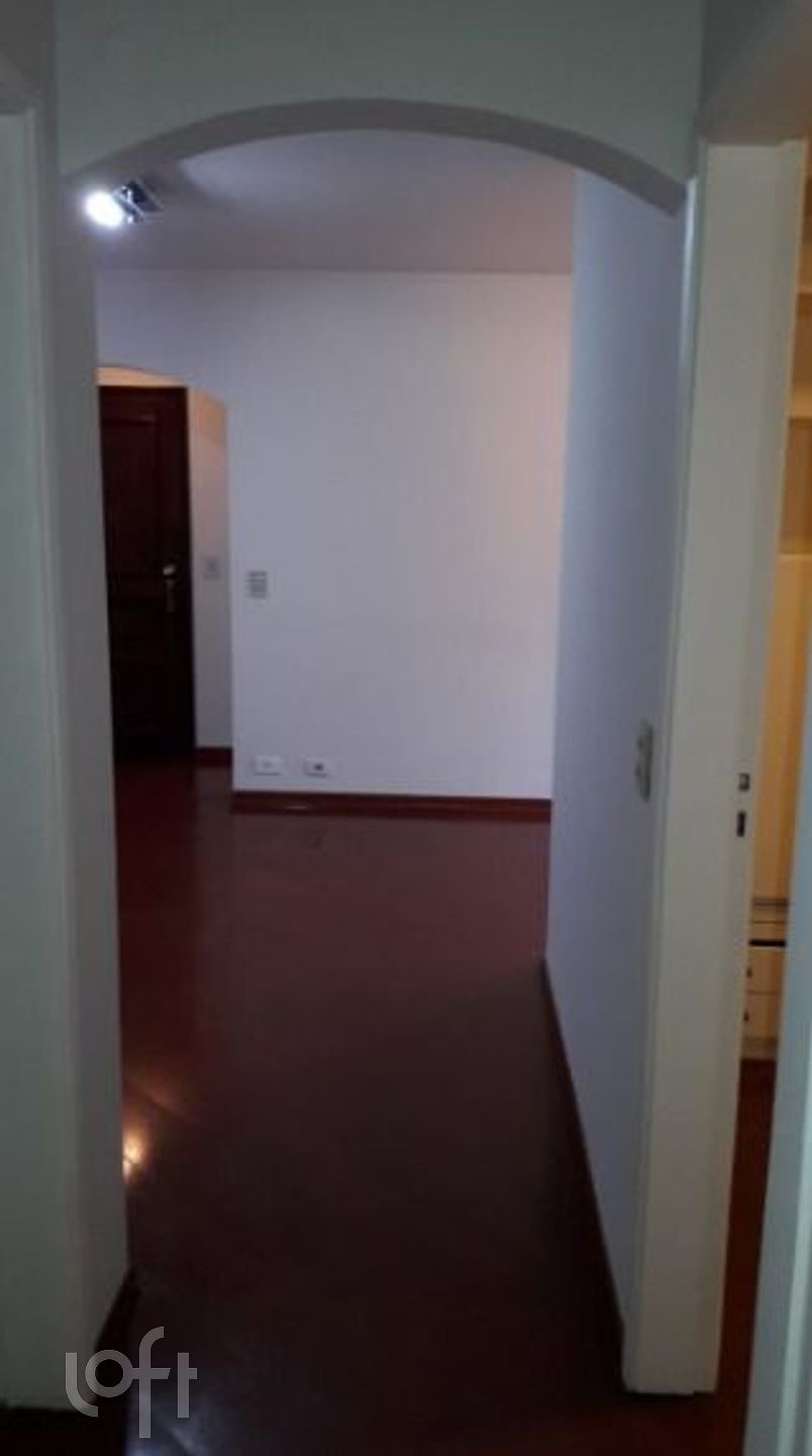 Apartamento à venda com 2 quartos, 68m² - Foto 3