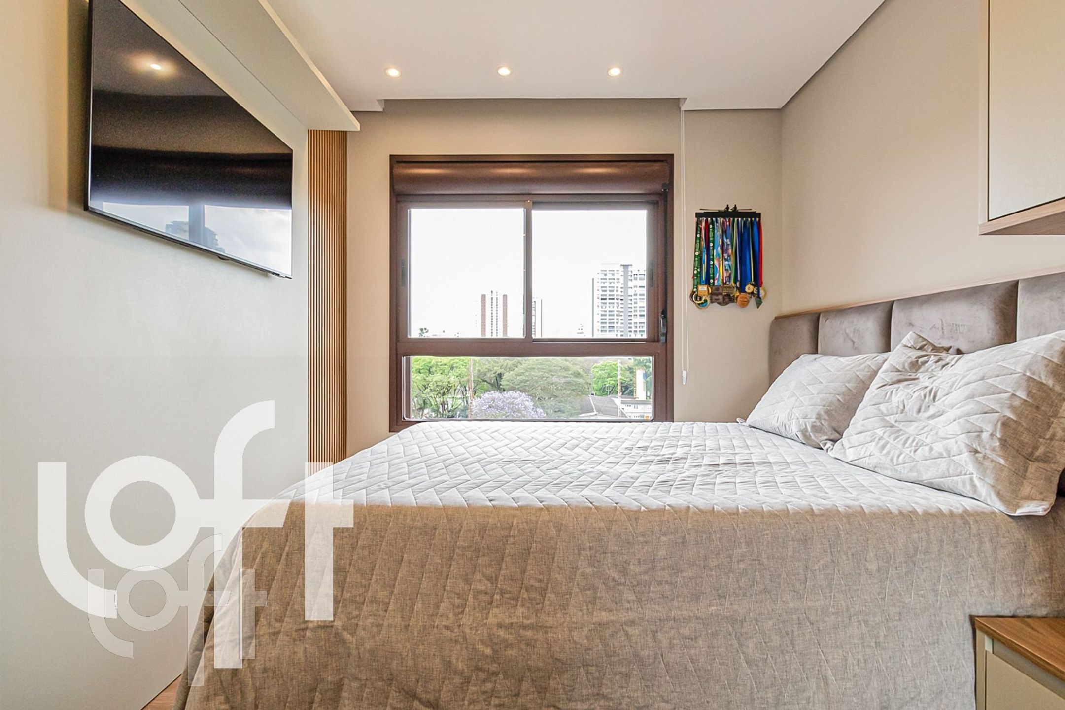 Apartamento à venda com 2 quartos, 75m² - Foto 6