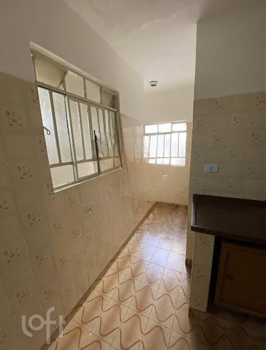 Casa à venda com 4 quartos, 125m² - Foto 4