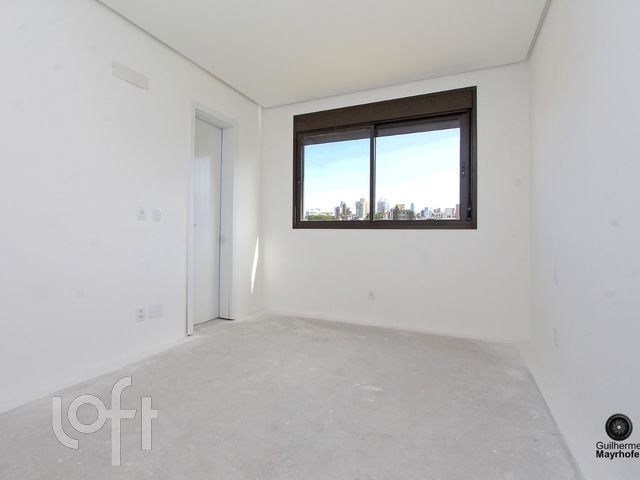 Apartamento com 78m², 2 dormitórios, 2 suítes, 1 vaga, Petrópolis em Porto Alegre