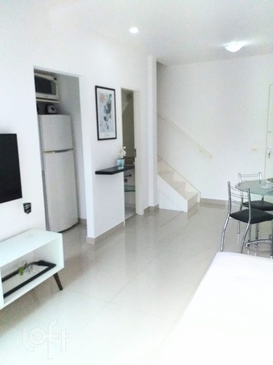 Apartamento à venda com 1 quarto, 50m² - Foto 1