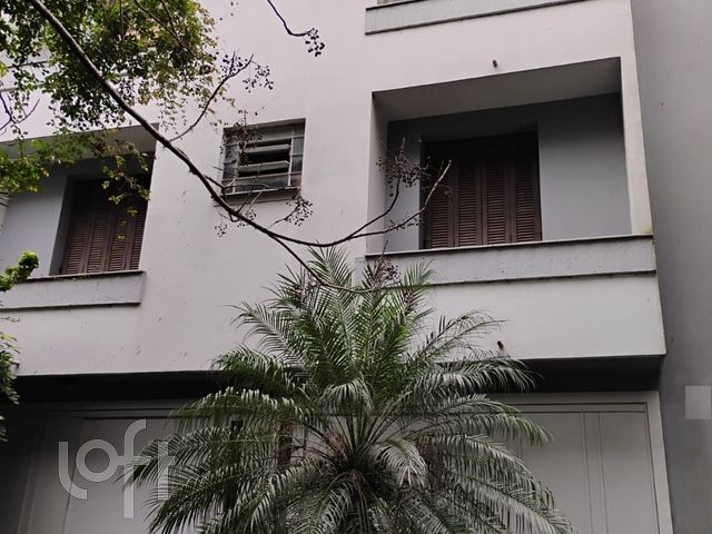 Apartamento com 66m², 2 dormitórios, 1 vaga, São João em Porto Alegre