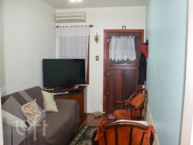 Casa com 160m², 2 dormitórios, 1 suíte, 2 vagas, São João em Porto Alegre