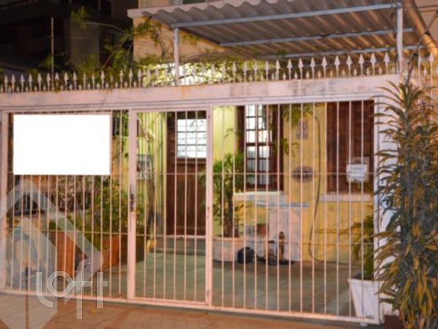 Casa com 160m², 2 dormitórios, 1 suíte, 2 vagas, São João em Porto Alegre