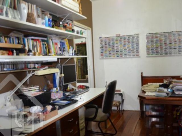 Casa com 160m², 2 dormitórios, 1 suíte, 2 vagas, São João em Porto Alegre