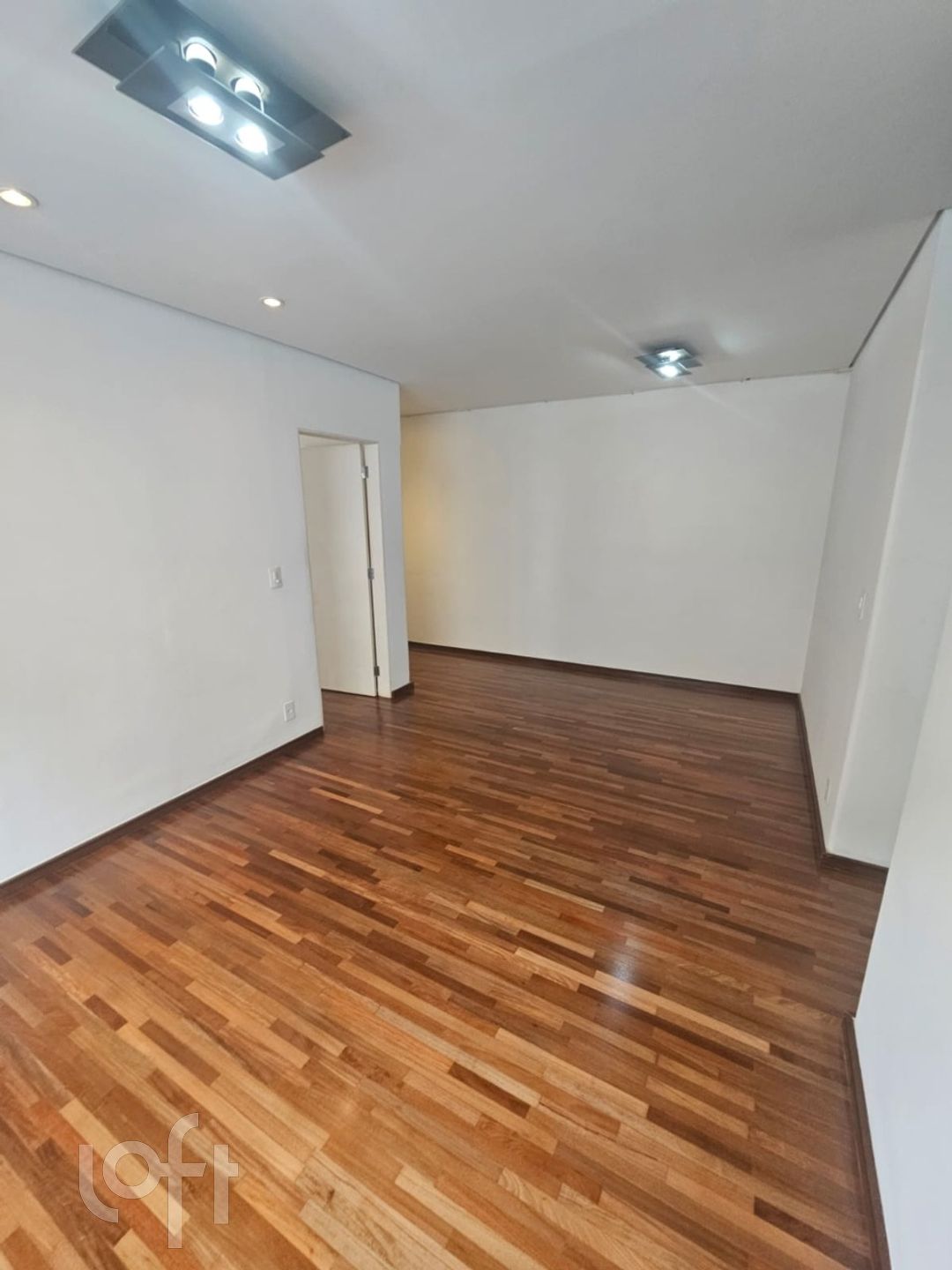 Apartamento à venda com 2 quartos, 65m² - Foto 4