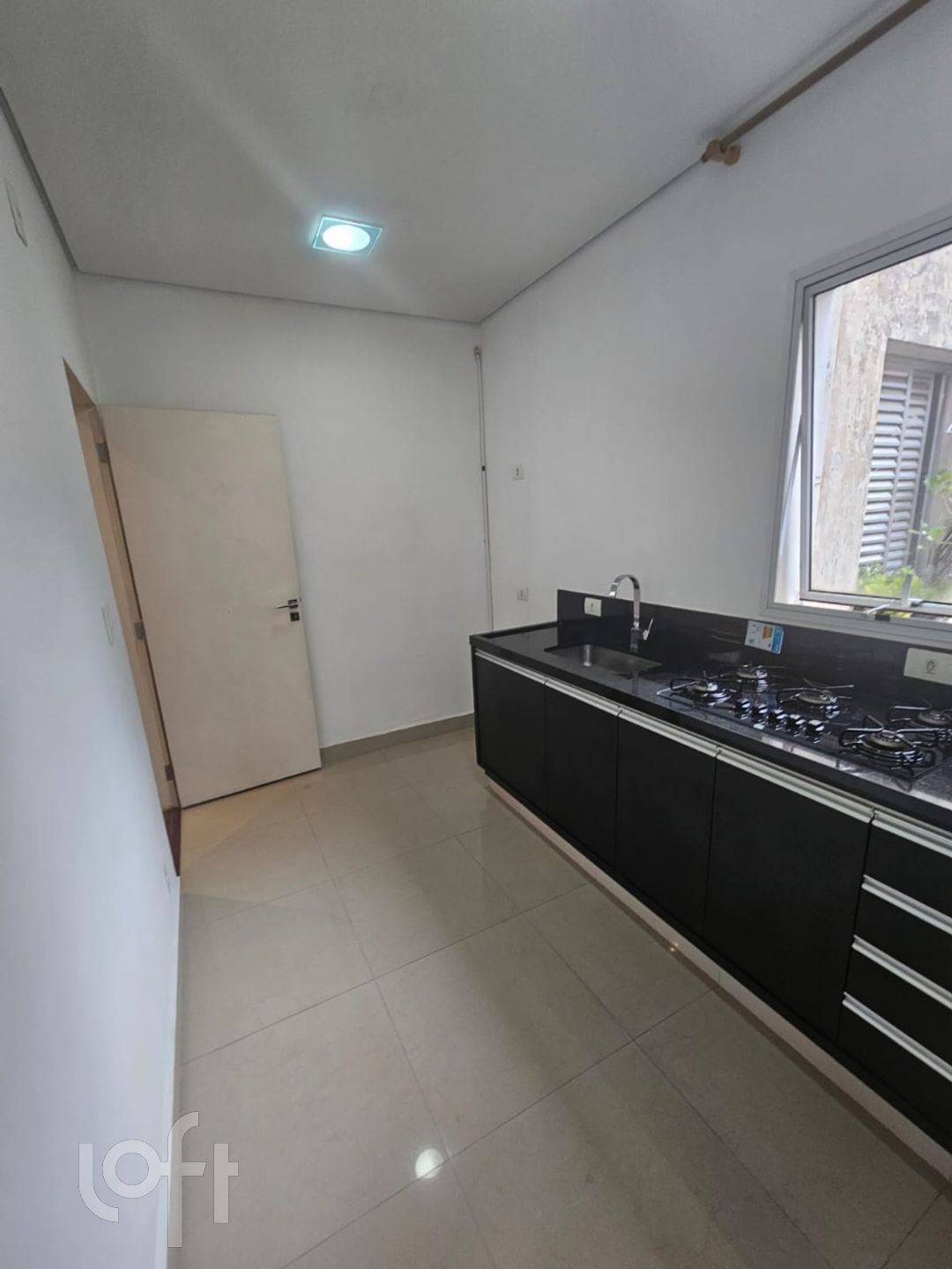 Apartamento à venda com 2 quartos, 65m² - Foto 17