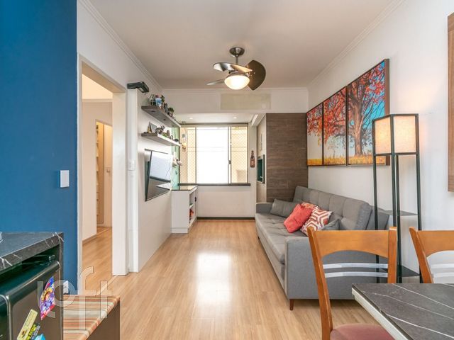 Apartamento com 60m², 2 dormitórios, 1 vaga, Petrópolis em Porto Alegre