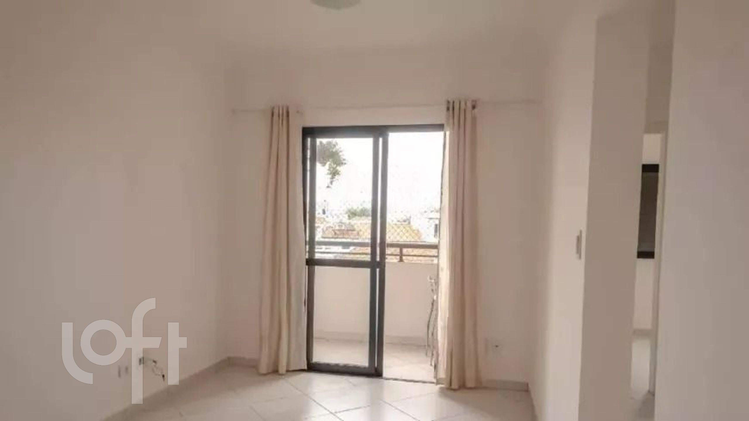 Apartamento à venda com 3 quartos, 79m² - Foto 1