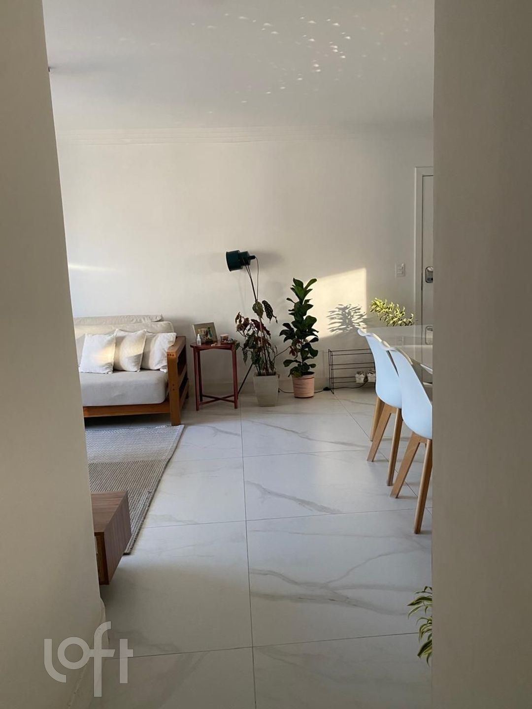 Apartamento à venda com 3 quartos, 103m² - Foto 2