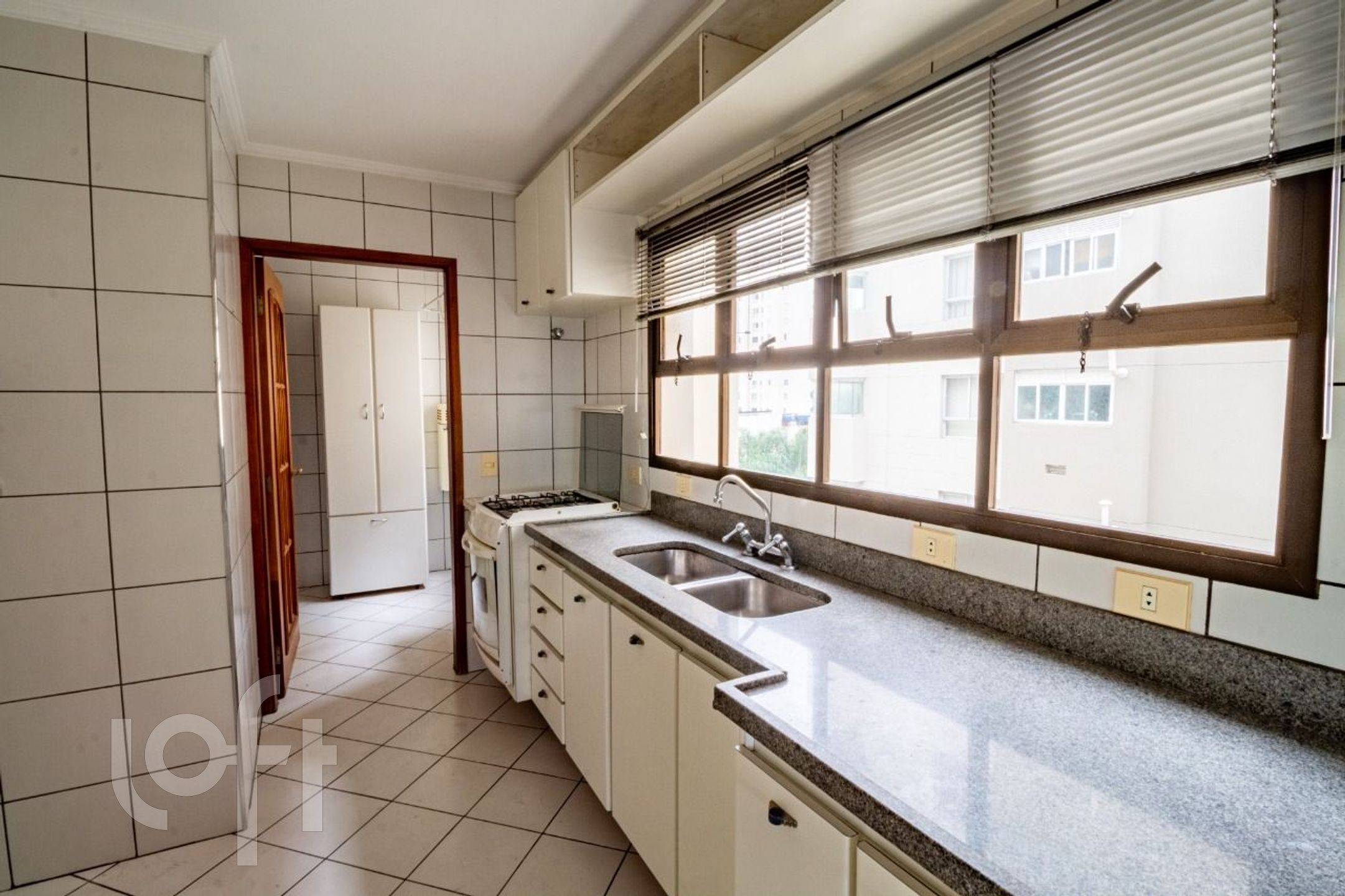 Apartamento à venda com 4 quartos, 95m² - Foto 9