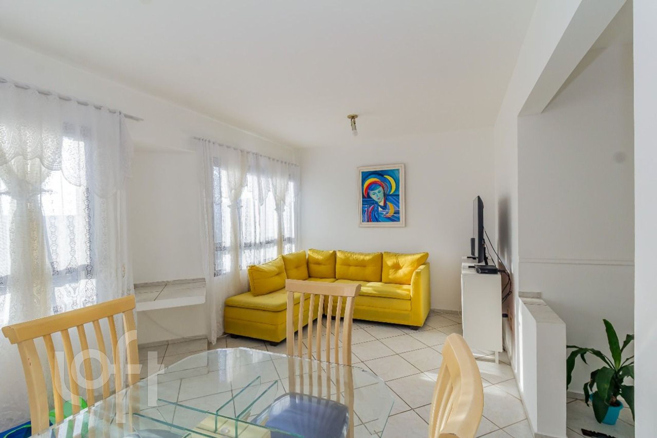 Apartamento à venda em Vila Santa Maria com 64 m²,