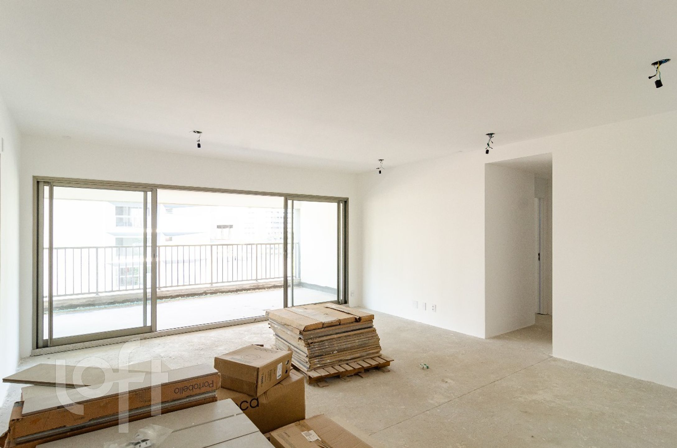 Apartamento à venda com 3 quartos, 158m² - Foto 7