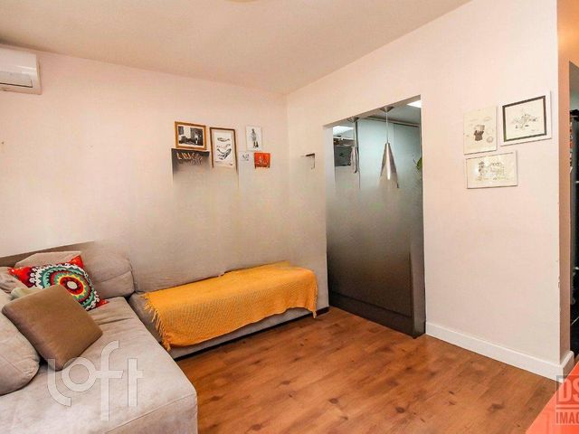 Apartamento com 75m², 2 dormitórios, 1 suíte, Bom Fim em Porto Alegre