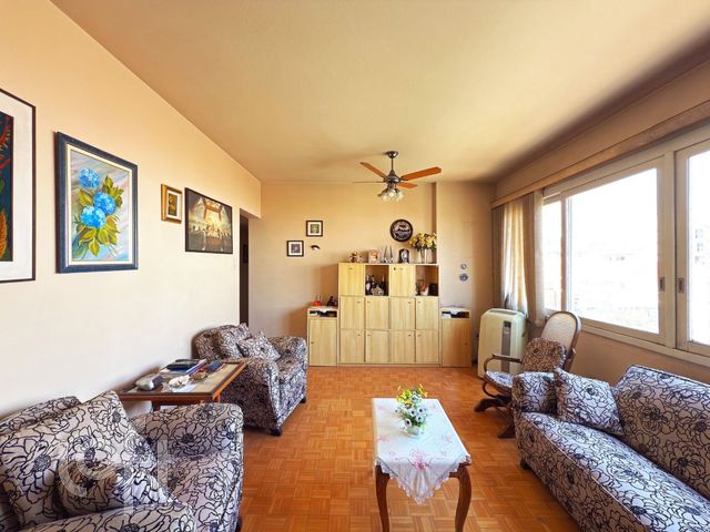 Apartamento com 100m², 3 dormitórios, 2 vagas, Santa Cecília em Porto Alegre