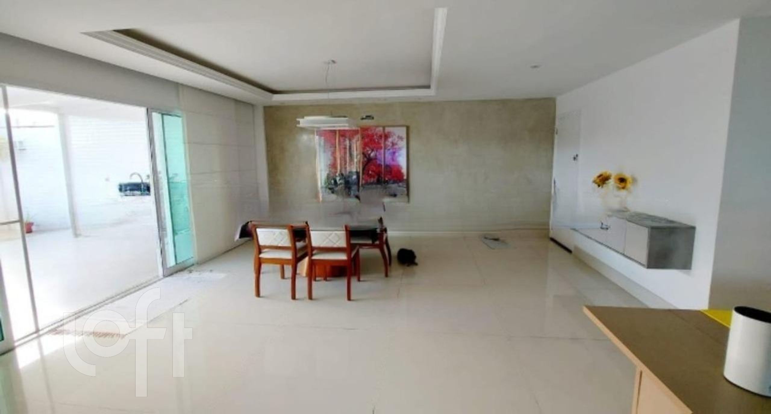 Apartamento à venda com 3 quartos, 300m² - Foto 3