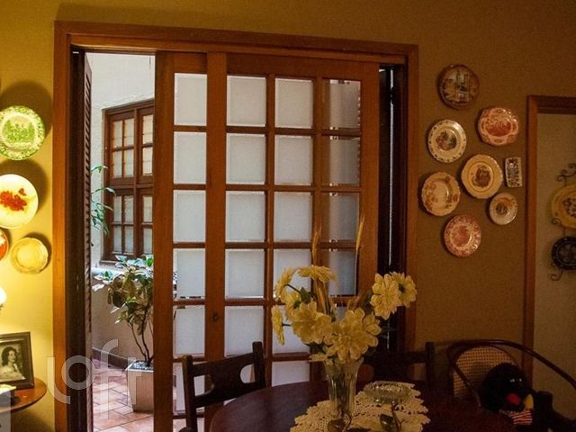 Apartamento com 103m², 3 dormitórios, Santana em Porto Alegre