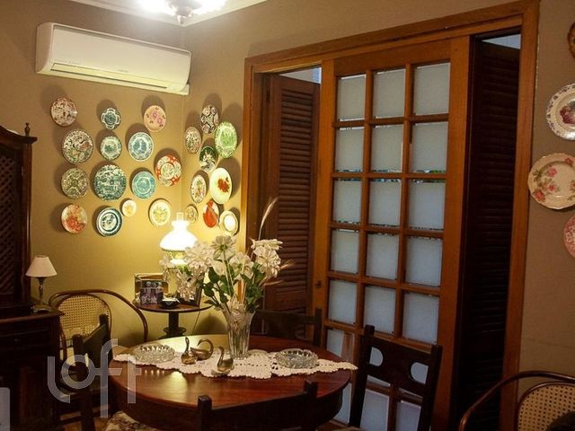 Apartamento com 103m², 3 dormitórios, Santana em Porto Alegre