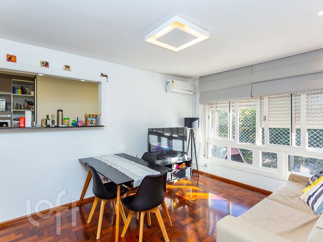 Apartamento com 72m², 2 dormitórios, 1 vaga, Higienópolis em Porto Alegre