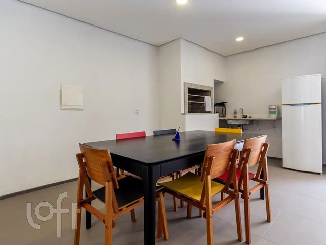 Apartamento com 36m², 1 dormitório, Menino Deus em Porto Alegre