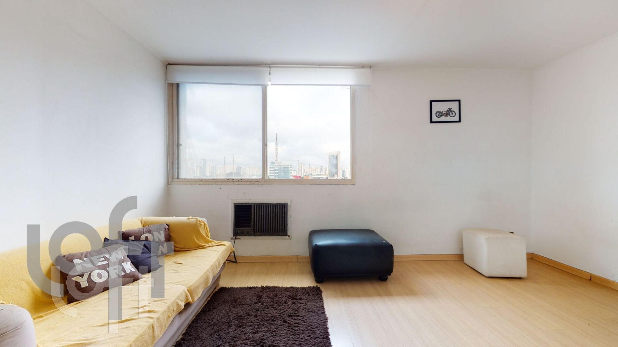 Apartamento à venda com 2 quartos, 70m² - Foto 1