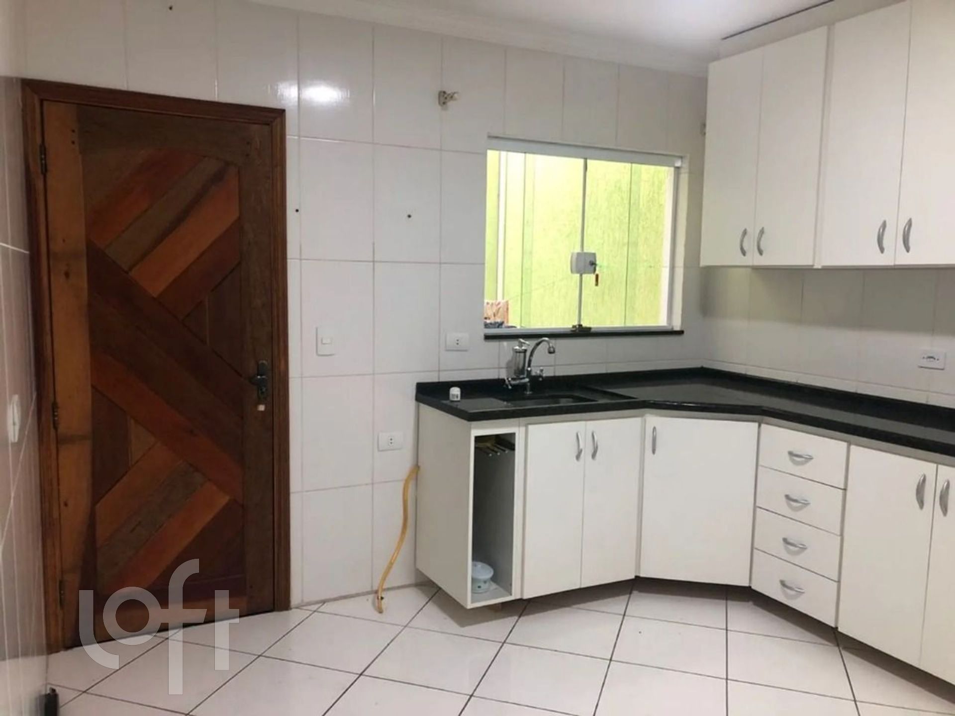 Casa à venda com 3 quartos, 75m² - Foto 5