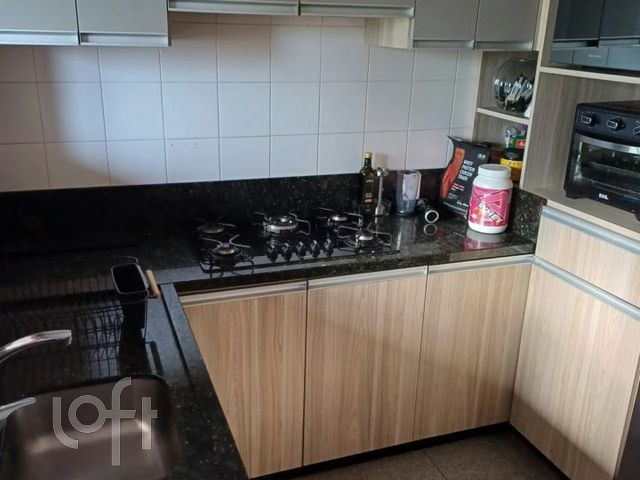 Apartamento com 145m², 3 dormitórios, 1 suíte, 2 vagas, Petrópolis em Porto Alegre