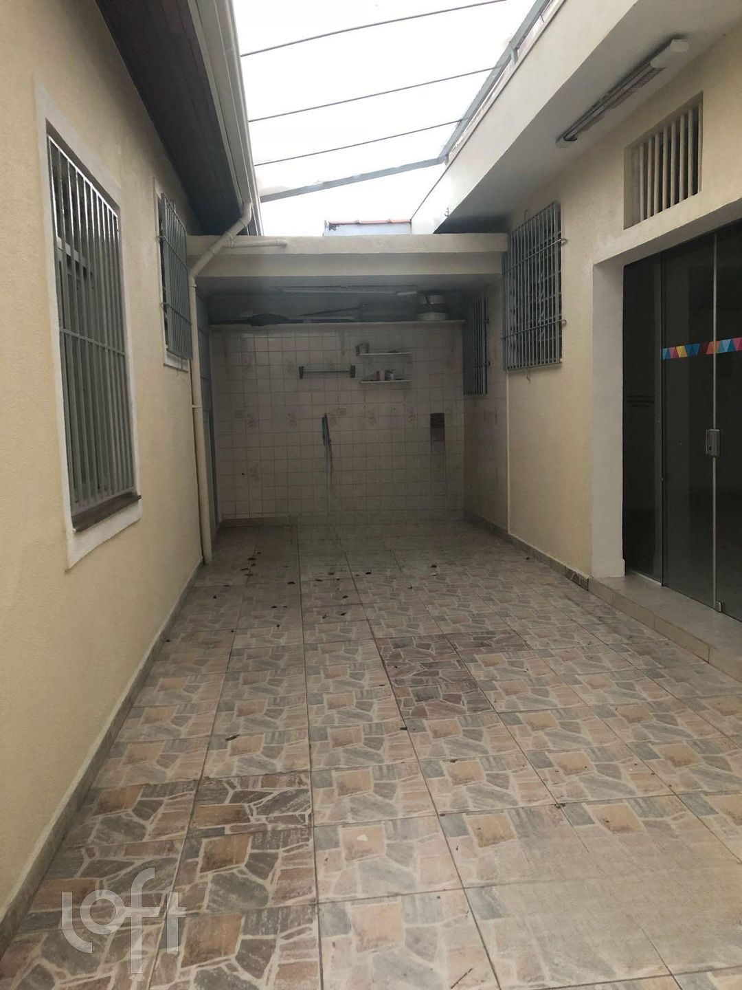 Casa à venda com 5 quartos, 200m² - Foto 8